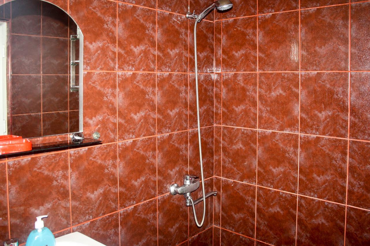Hotel Mshvidoba à Ushguli Extérieur photo